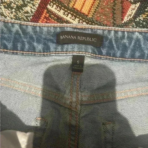 Banana Republic denim skirt - Picture 2 of 3